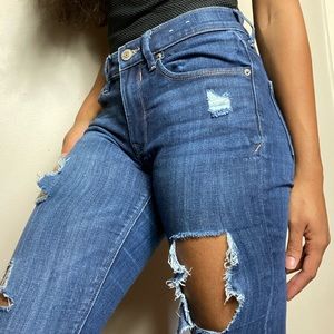 EXPRESS dark-wash ripped skinny jeans - SIZE: 2R